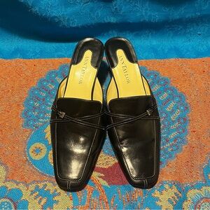 Vintage Ann Taylor black leather loafer pumps